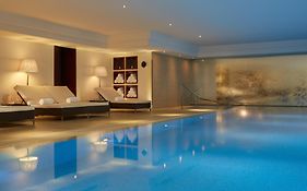 Majestic Hotel Spa - Champs Elysées Paris Exterior photo