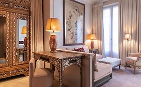 Hotel de Montesquieu Paris Exterior photo
