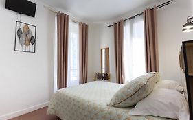 Ideal hotel design Paris Exterior photo